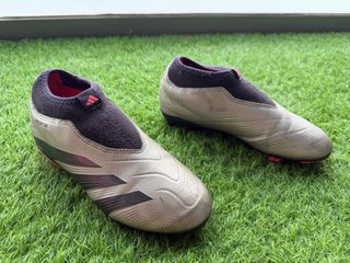 Botas de fútbol niño Adidas Predator Talla 35