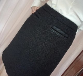 Falda de  tweed negra