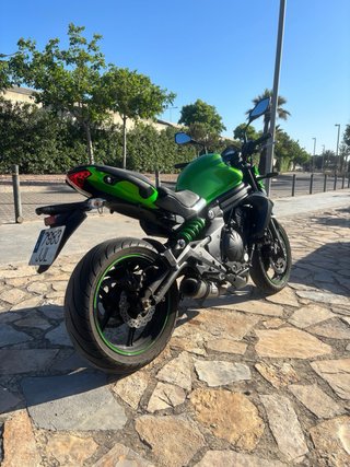 Kawasaki ER6n 2015 A2
