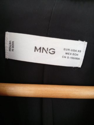 Blazer Negro Mango Talla XS
