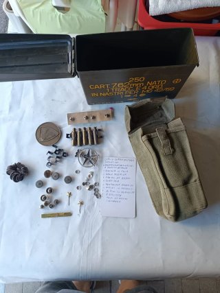 Lotto Vecchia Militeria: Giberna, Cartucce, Botton