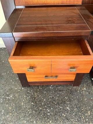 Cabecero y 2 mesitas de noche madera