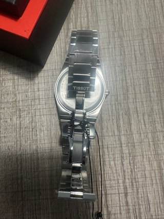 Tissot PRX Quartz 40 mm esfera verde.