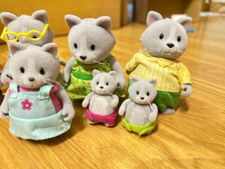 Li’l Woodzeez Familia Gatos Daintypaw