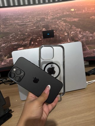 iPhone 16 Pro Max Negro