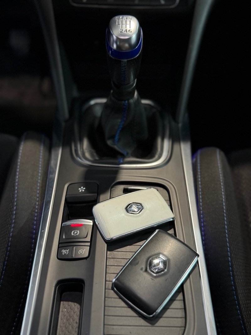 Renault Mégane 2018, foto 15