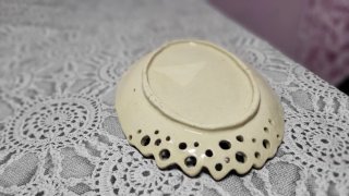 Plato ovalado cerámica artesanal diseño flor