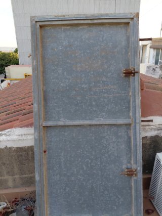 Puerta hierro galvanizado