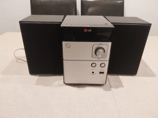 Minicadena LG Negra y Plateada