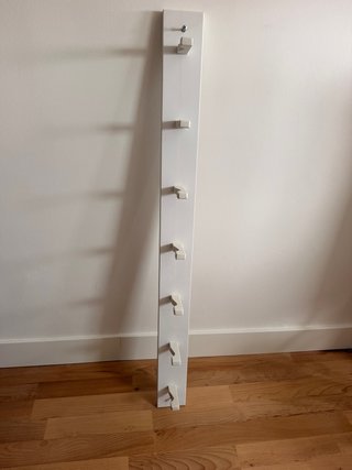 Perchero TJUSIG IKEA