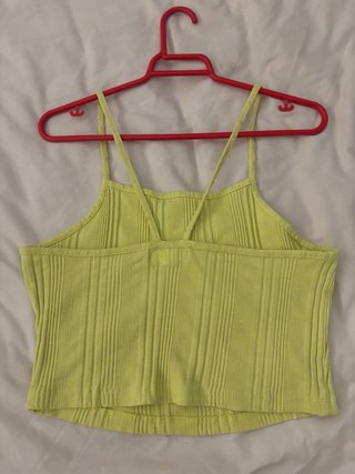 Top corto verde lima tirantes