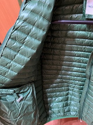 Chaqueta Moncler verde talla M