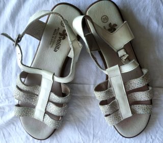 Sandalias de cuero mujer plateadas y blancas