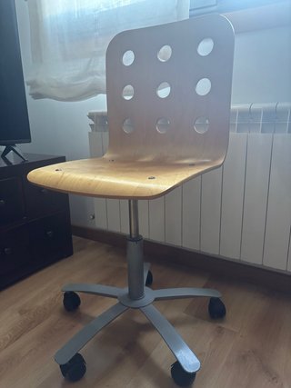 Silla de escritorio madera con ruedas