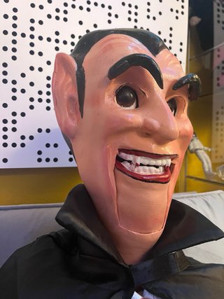 Muñeco Ventrílocuo Drácula