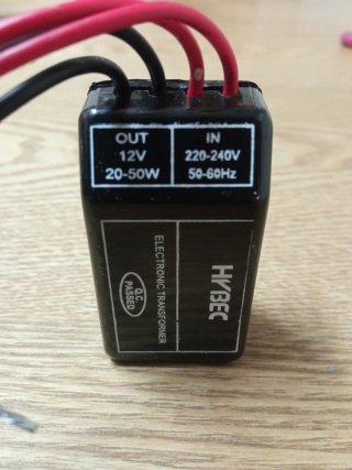 Transformador Electrónico HYBEC 220-240V a 12V