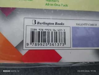 Libro texto ingles. Burlington skills. 2° Bach