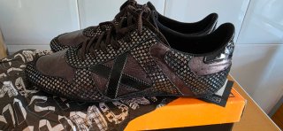 Zapatillas Munich Acropol Negras y Plateadas
