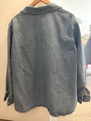 Sobrecamisa oversize vaquera Uniqlo