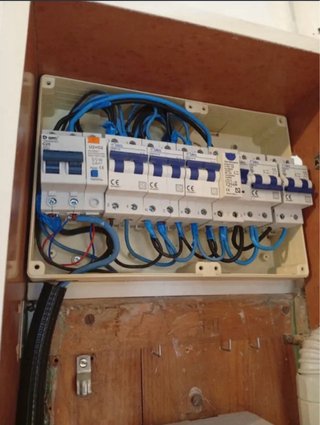 Electricista Profesional - Instalaciones y Reparac
