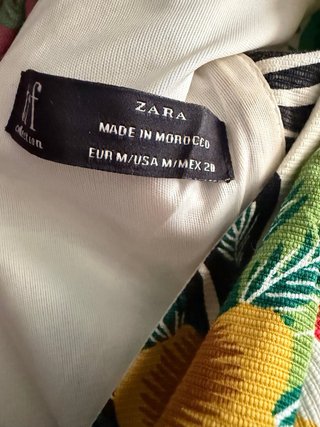 Mono corto Zara estampado floral
