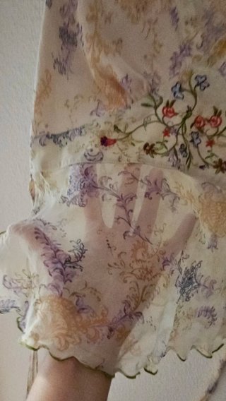Top Allen B. floral
