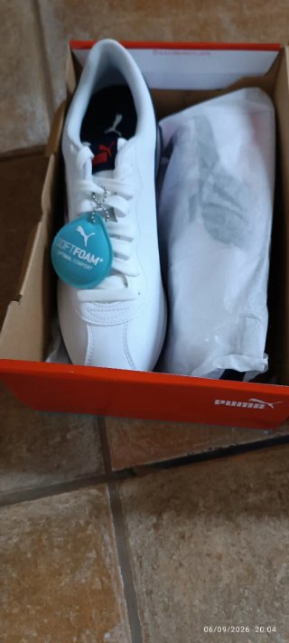 Zapatillas Puma Softfoam+ Blancas azules y rojas