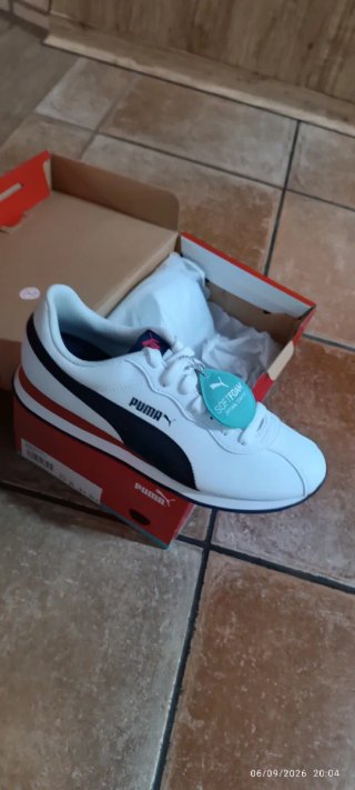 Zapatillas Puma Softfoam+ Blancas azules y rojas