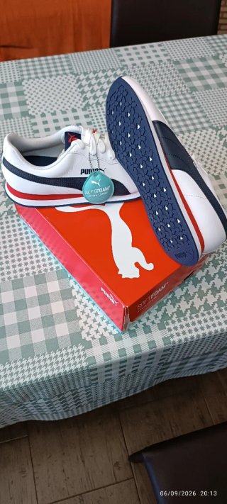 Zapatillas Puma Softfoam+ Blancas azules y rojas