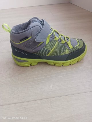 Botlas montaña niño WATERPROF talla 31