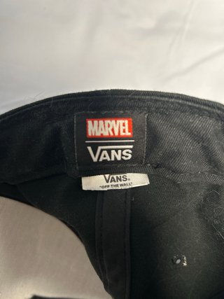Gorra Vans Venom Negra