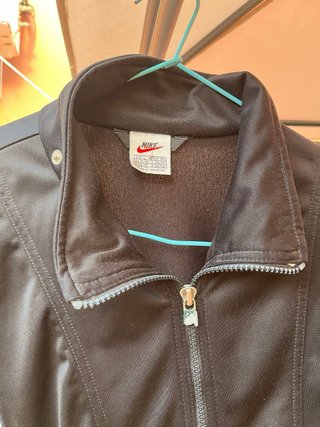 Chaqueta Vintage Nike Negra y Azul