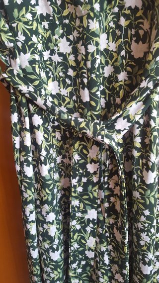 Mono largo , floral verde y blanco
