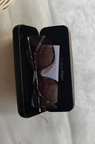 Gafas de sol Calvin Klein CK3200S Marrón