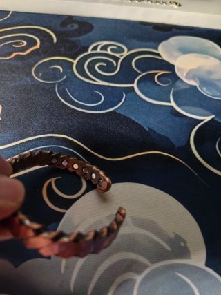 Pulsera de diseño cobre con imanes