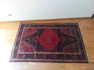 Alfombra Persa Azul y Roja