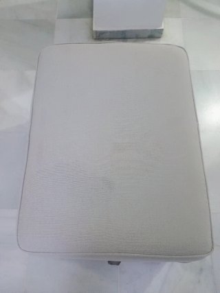 Reposapiés Ikea modelo Ektorp