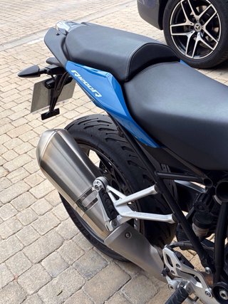 BMW R1200R muy bonita