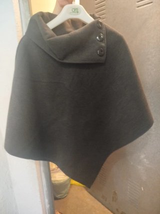 Poncho/Capa Gris