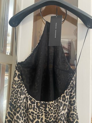 Vestido largo con cuello de acero