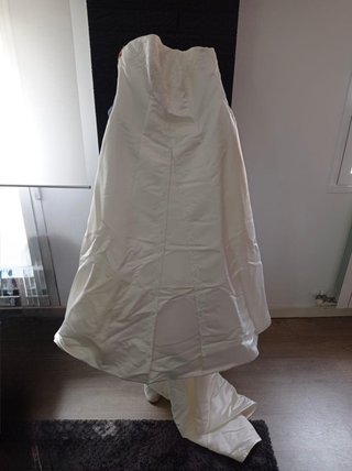 Vestido de Novia Blanco Palabra de Honor con Cola