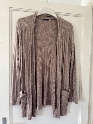 Cárdigan largo beige talla S