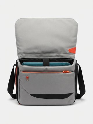 Bolsa bandolera acolchada negra y naranja