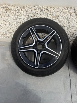 Llantas Mercedes con Neumáticos