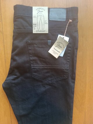 Pantalón negro