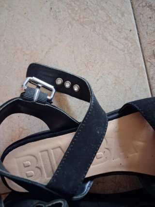 Sandalias de mujer negras originales