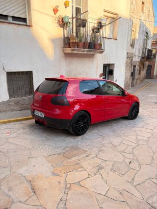 Volkswagen Golf pack r32