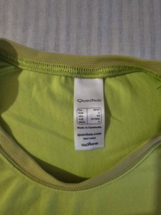 Camiseta deportiva Quechua verde