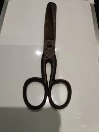 Tijeras antiguas forja marca Barcelona