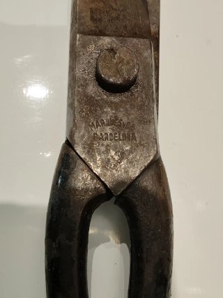 Tijeras antiguas forja marca Barcelona